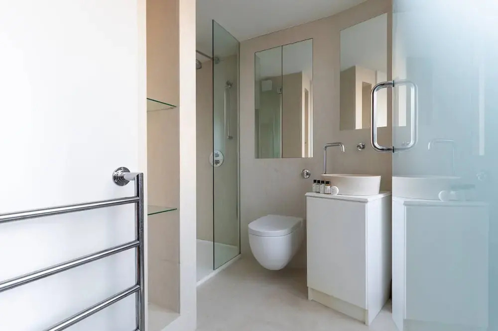 Chelsea Embankment III by Onefinestay