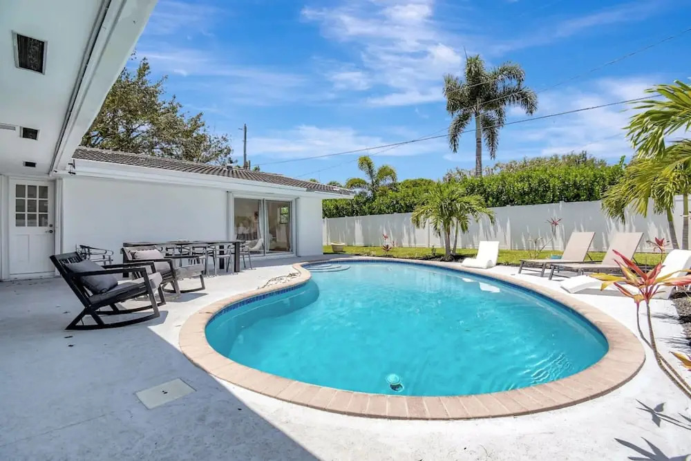 Florence Villa Heated Pool