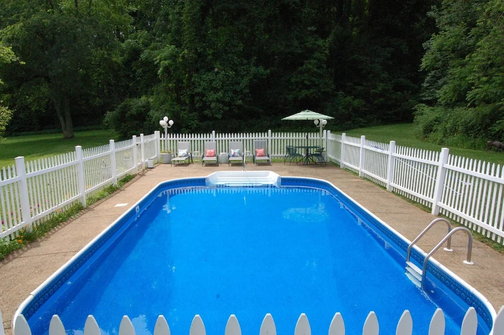 Mountain Laurel Inn