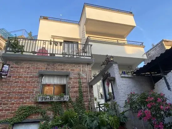 cat's garden Homestay