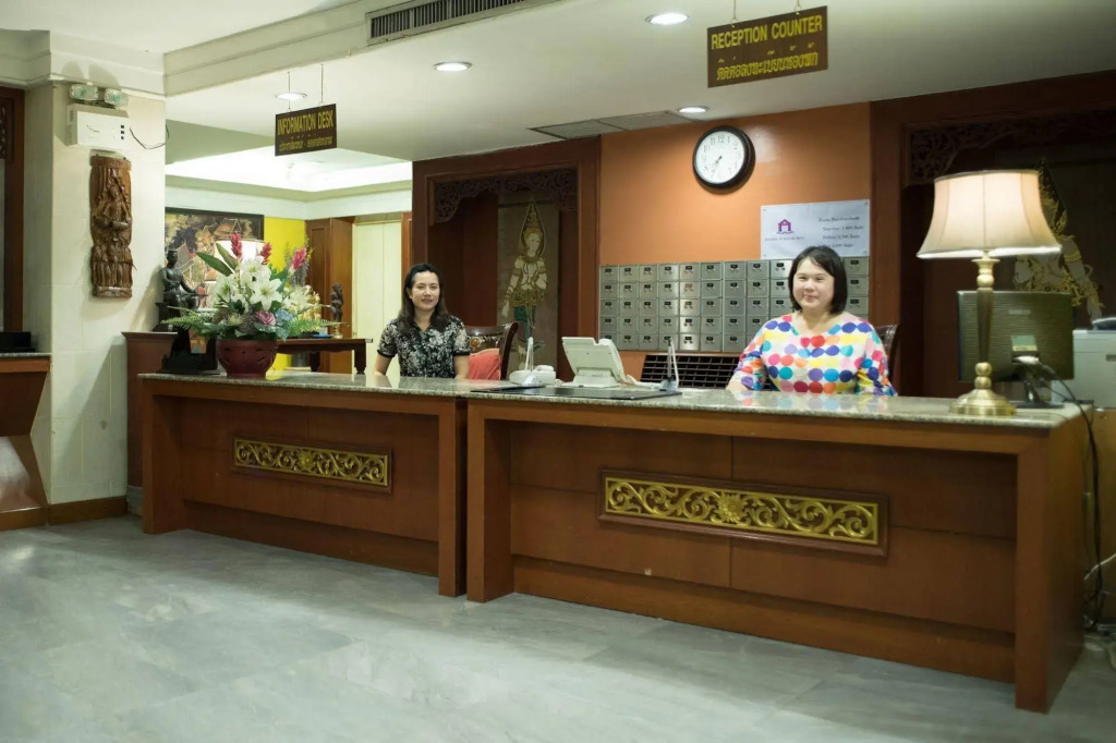 Ayothaya Riverside Hotel