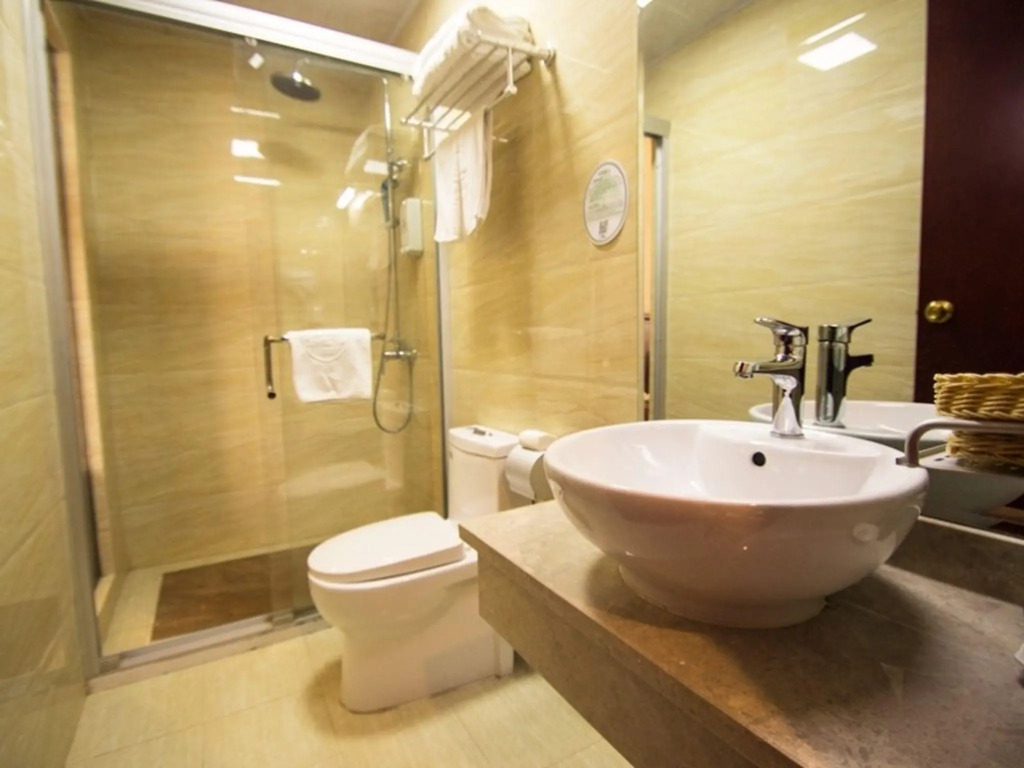 GreenTree Inn Shanghai Pudong Expo YangSi Metro Station YangXin Road Shell Hotel
