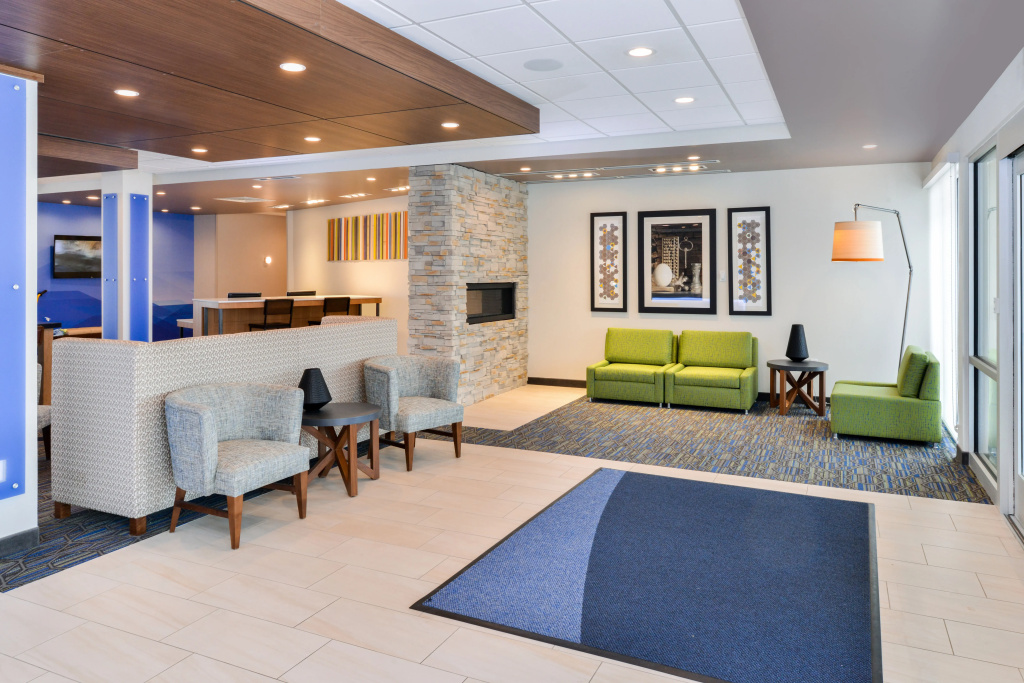 Holiday Inn Express & Suites - Ogallala by IHG