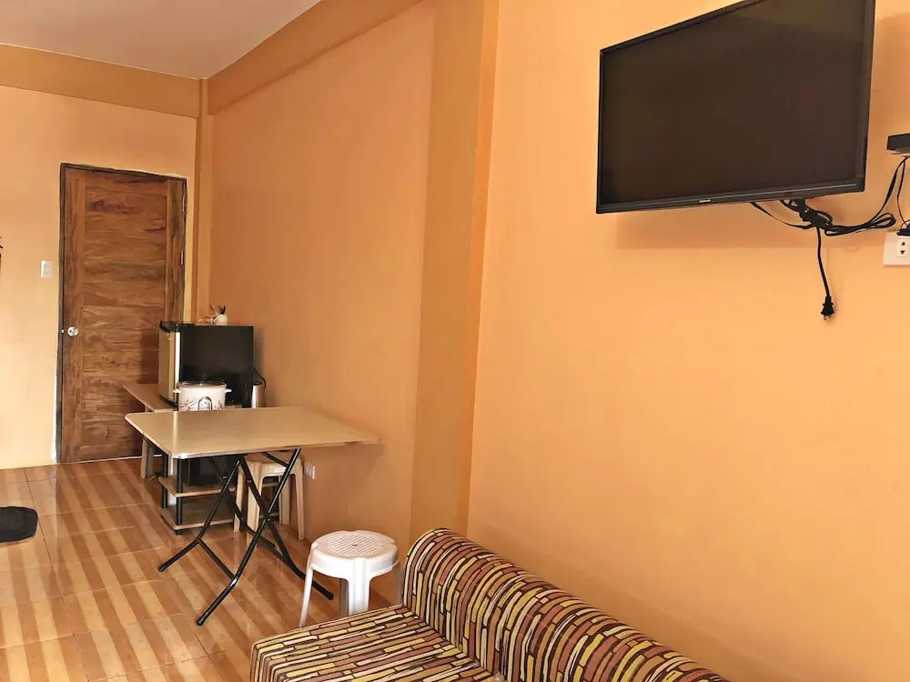 FM Transient House/Room For Rent Tagaytay
