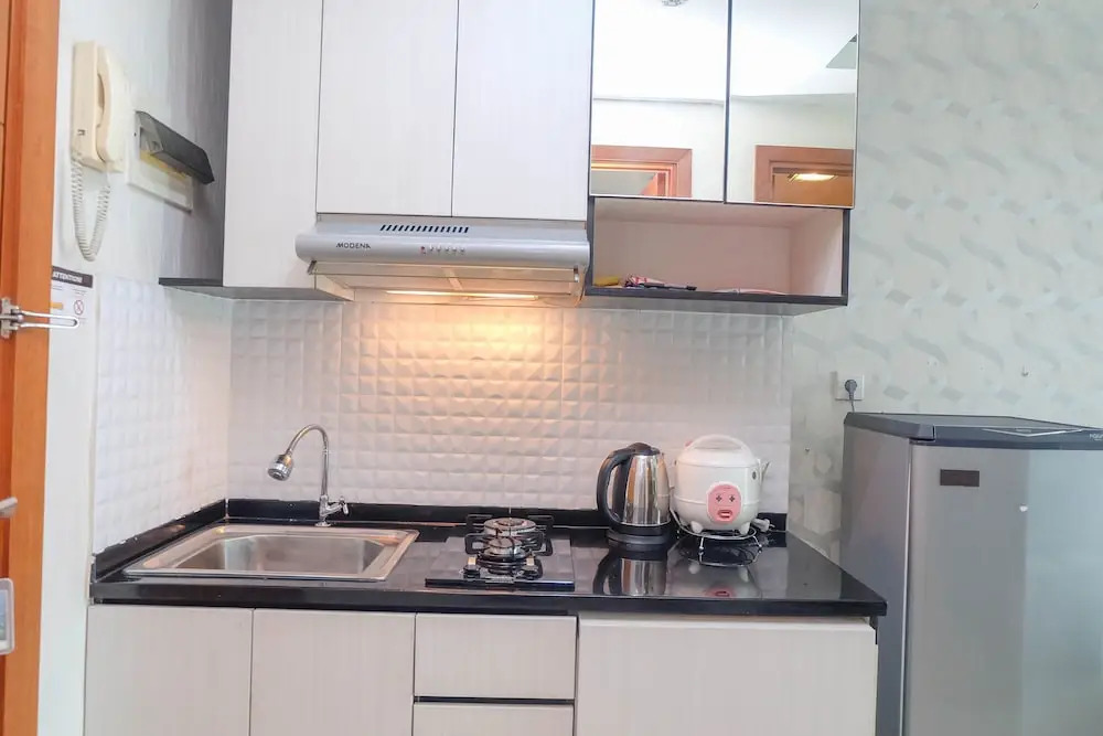 Comfort And Elegant 2Br At Woodland Park Residence Apartment