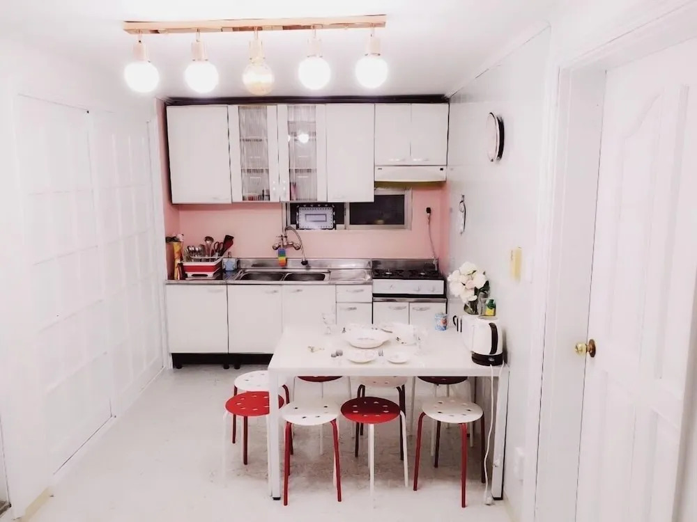 Kiki House 3