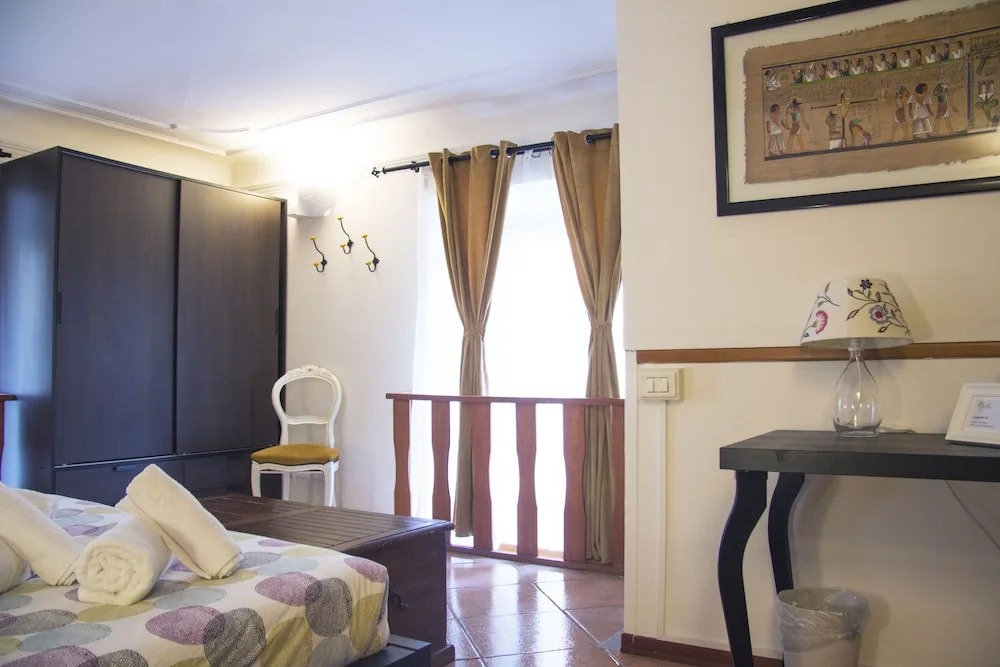 7 Archi rooms in Como