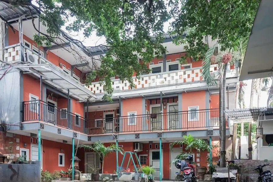 Urbanview Petukangan Mansion Jakarta