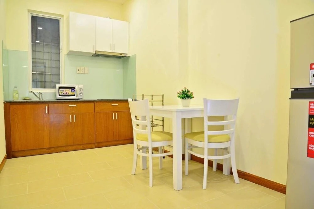 Smiley Apartment 15