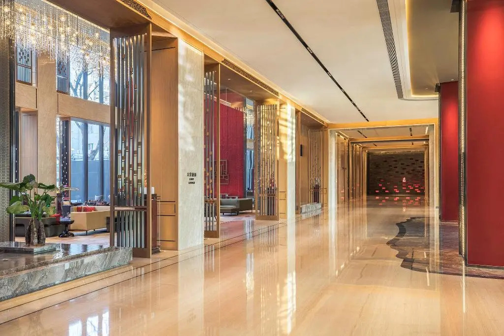 HUALUXE Beijing Xinan