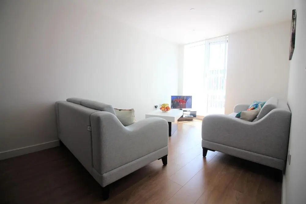 Braybrooke Apartments