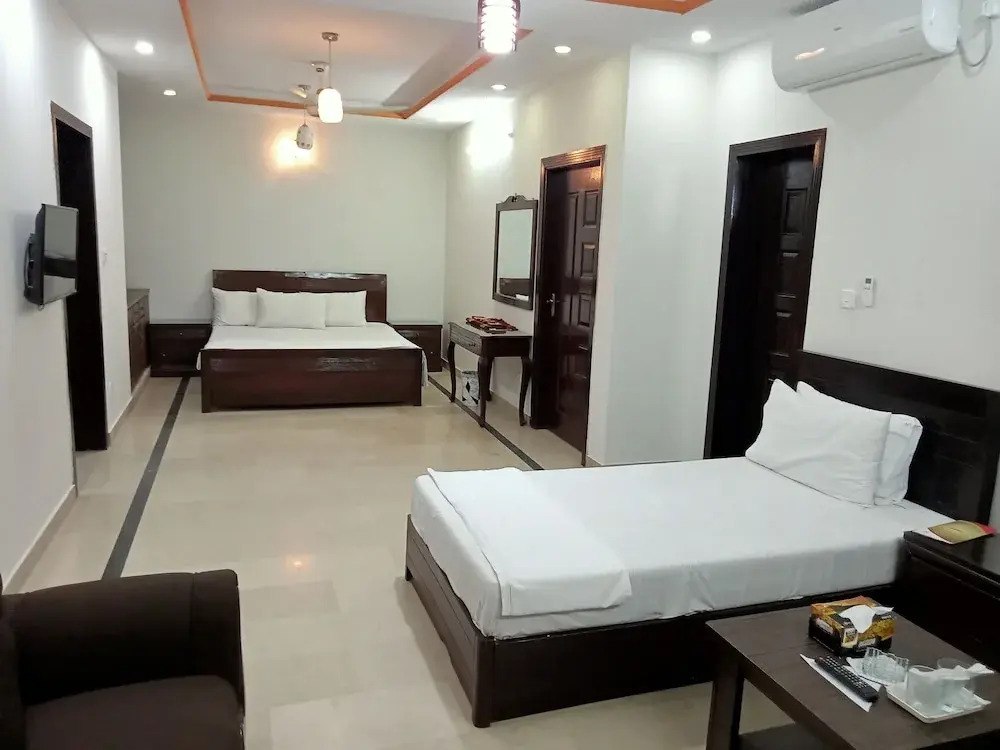 AK Rezidor Guest House
