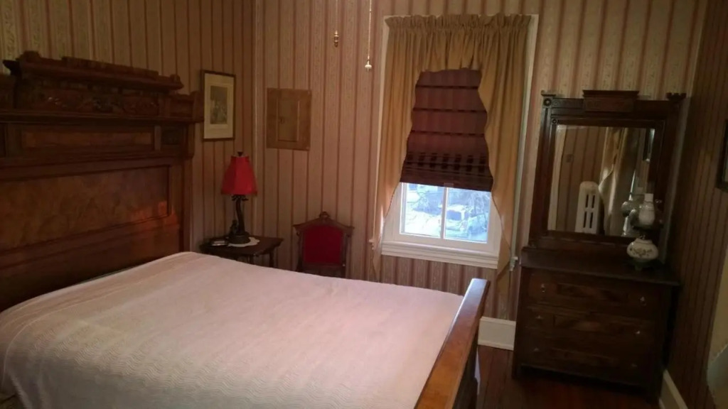 Thomas Webster House