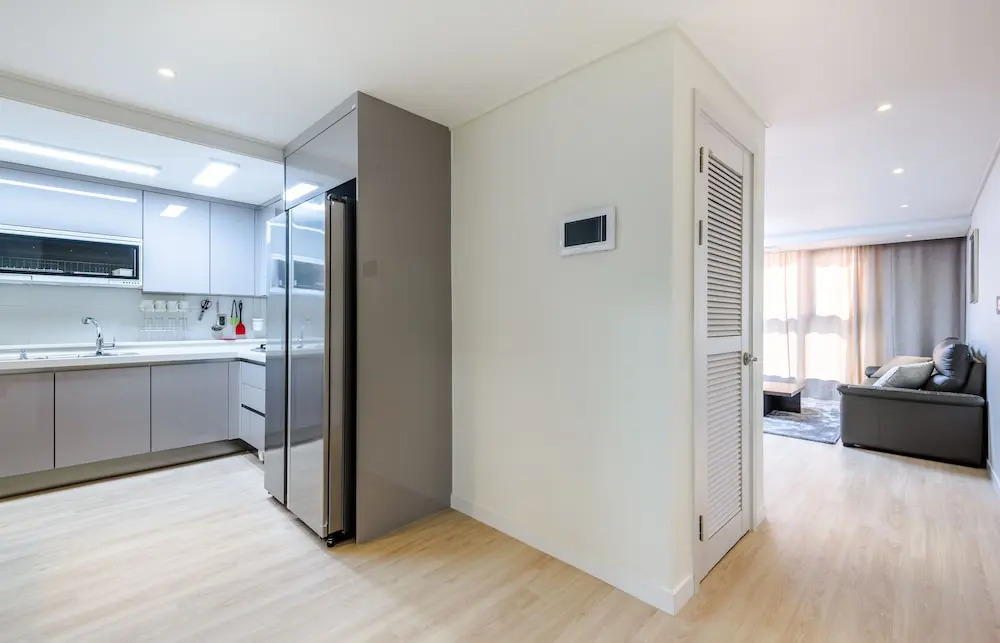 The House Adagio