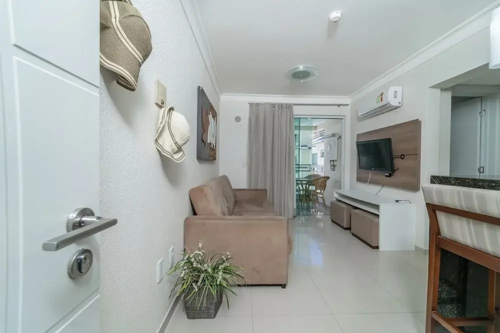 809 - Aluguel 1 quarto com churrasqueira
