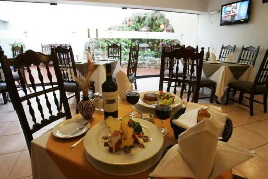 Hotel Carrera