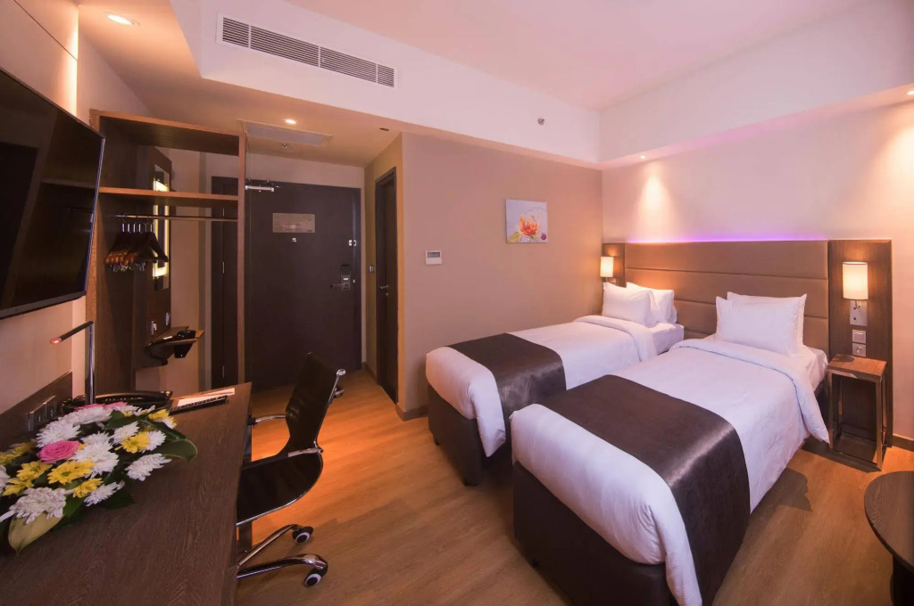 Bigland Hotel & Convention Sentul
