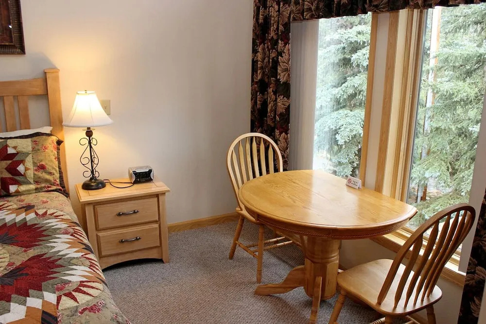 Sunnyside Knoll: 19