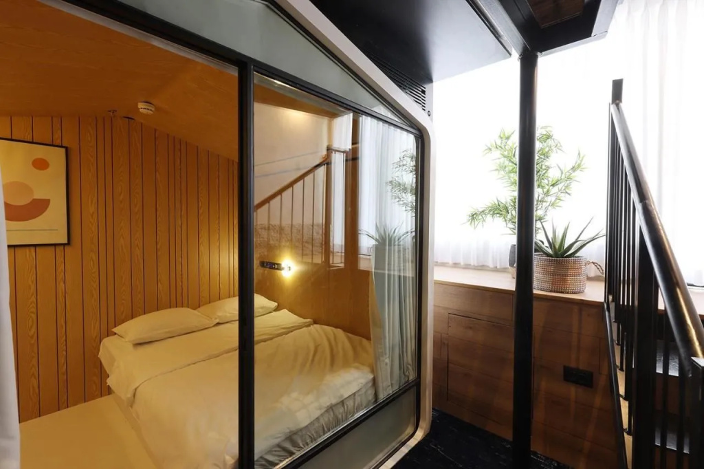 The O Pod Capsule Hotel