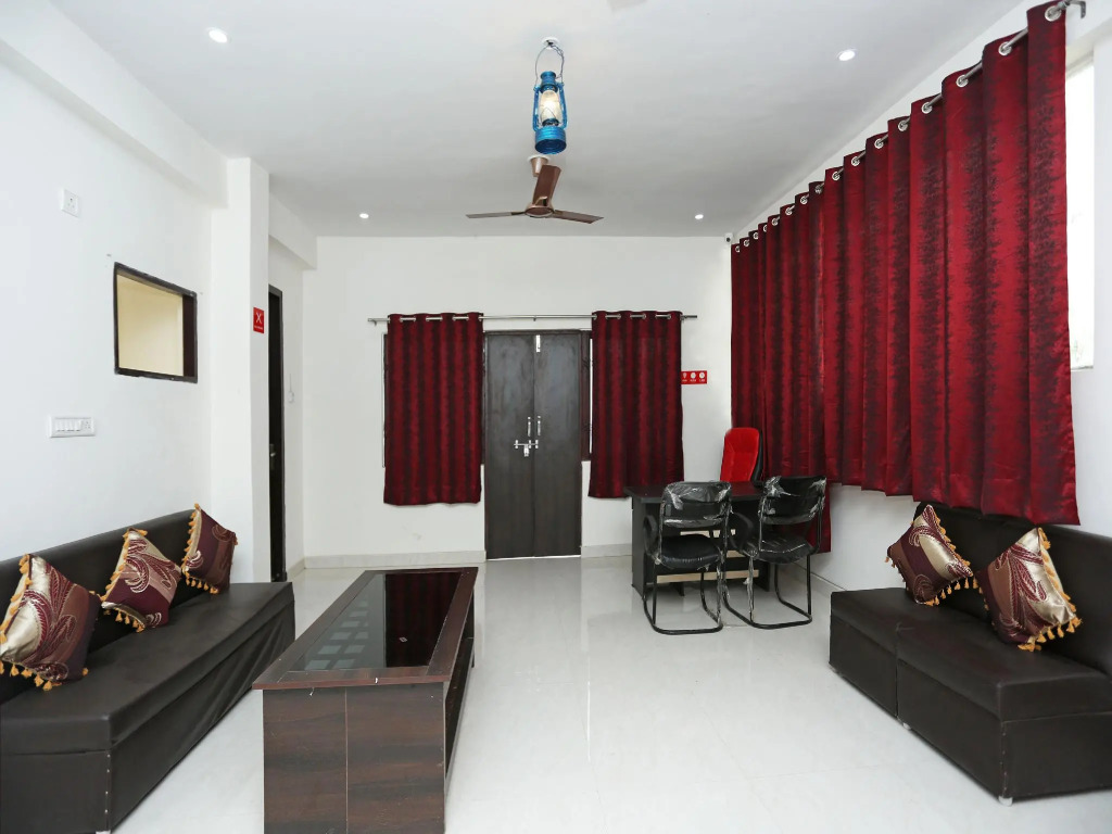 OYO 12220 Krishnavi INN