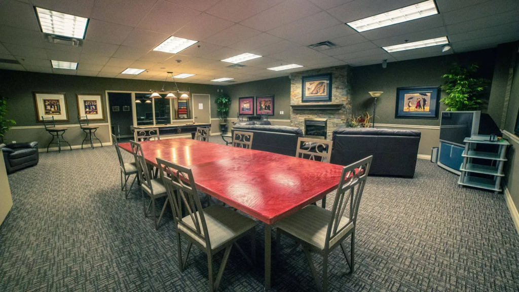 Obasa Suites Regina
