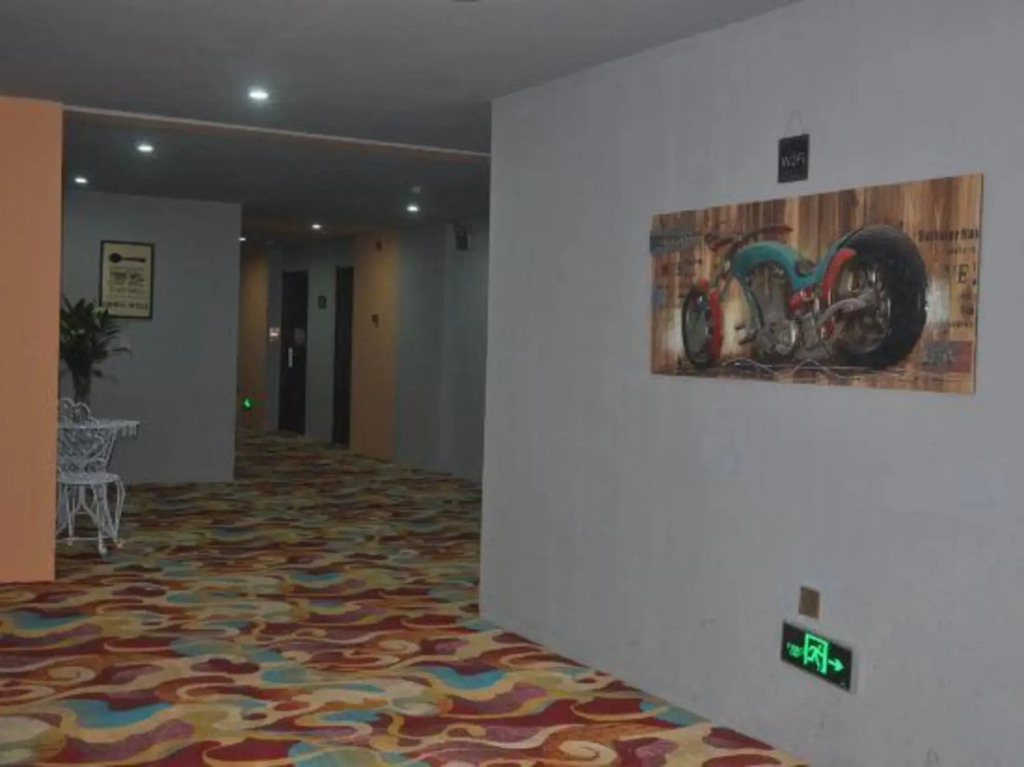 Ninghai 365 Art Hotel