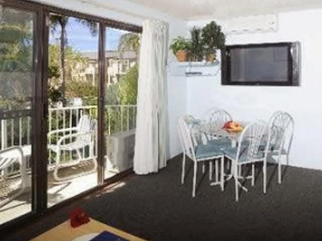 Allamanda Apartments