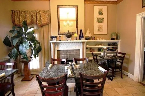 Morrill Mansion Bed & Breakfast