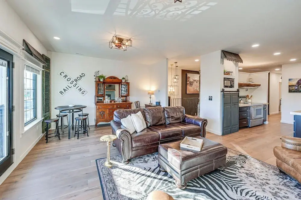 Stellar Craig Apartment - Walk to Restaurants!