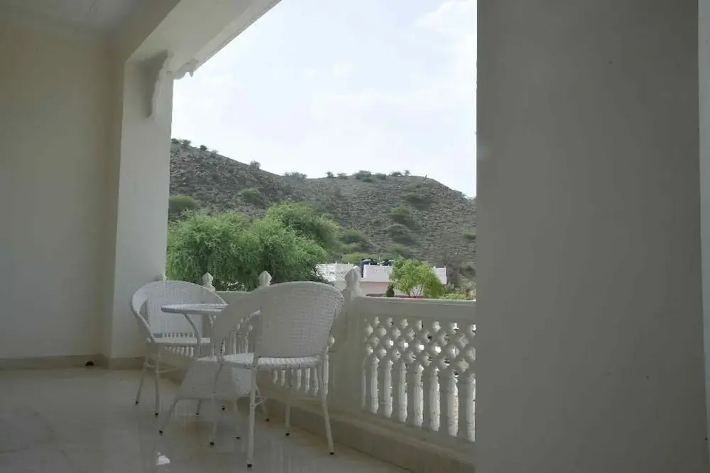 Roop Garh Palace, Jaipur
