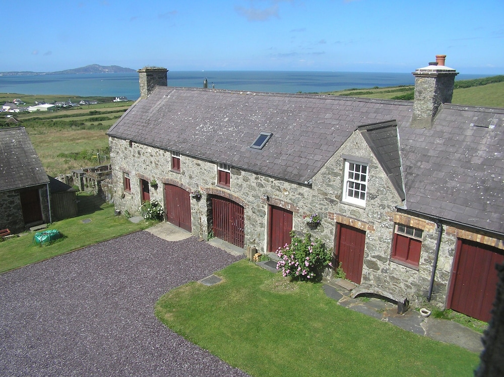 Pen y Graig - The Loft B&B