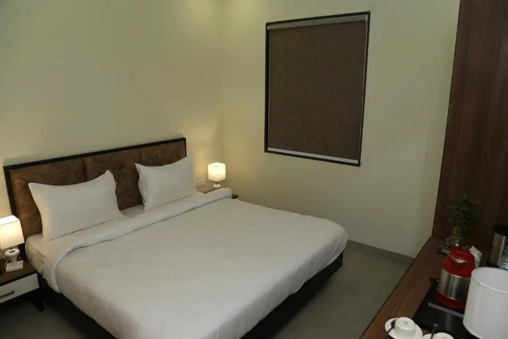 Vijay Vilas Hotel & Convention Hall