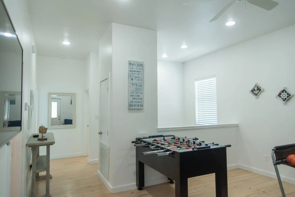 Good Times and Tan Lines - 4 Br home
