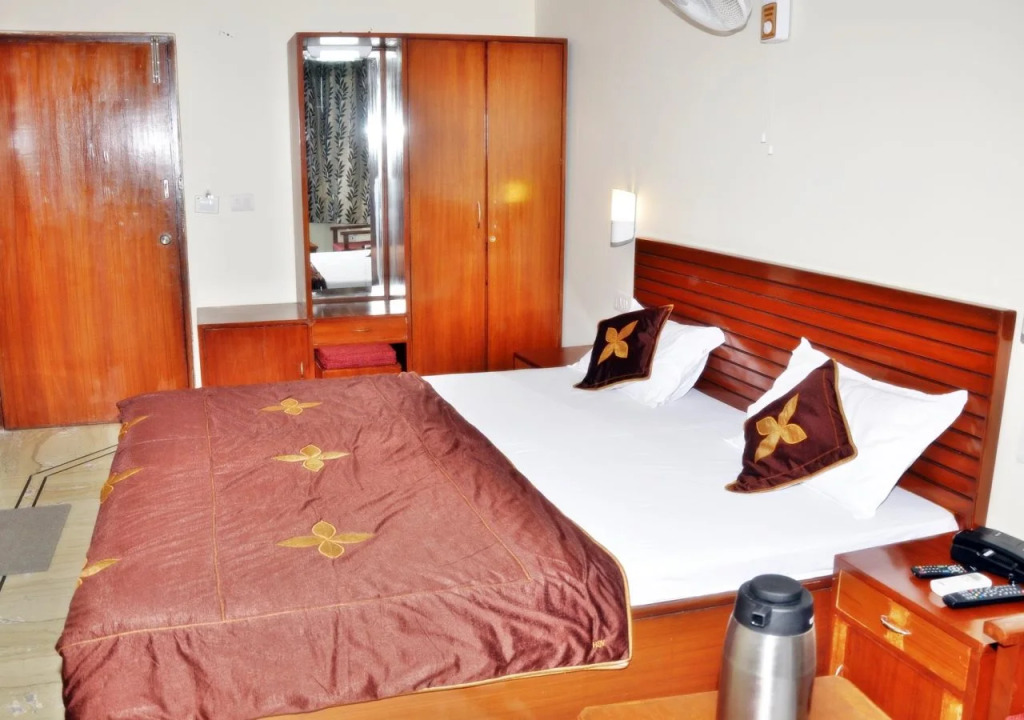 Hotel Siddhi Vinayak station road Jaipur