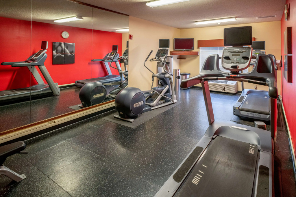 Country Inn & Suites By Radisson, Charleston South, WV