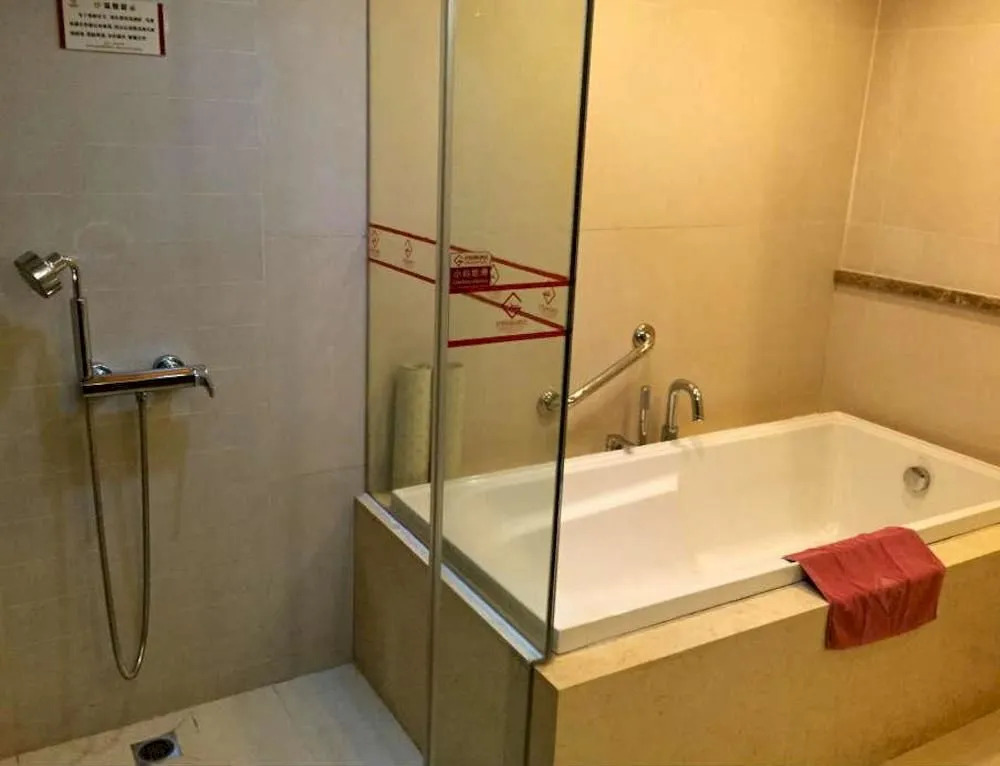 Zhuhai Junyi International Hotel (Sports Center store)