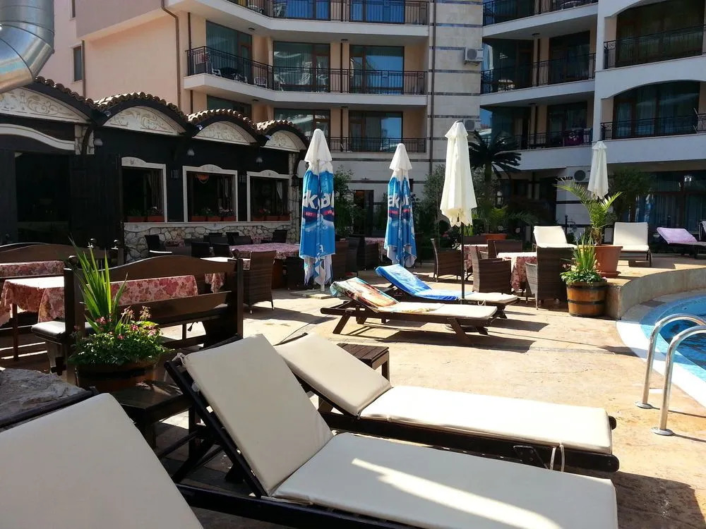Menada Apartments in Karolina