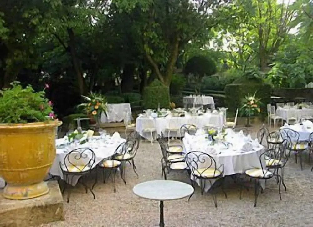 Château dArpaillargues - TERITORIA