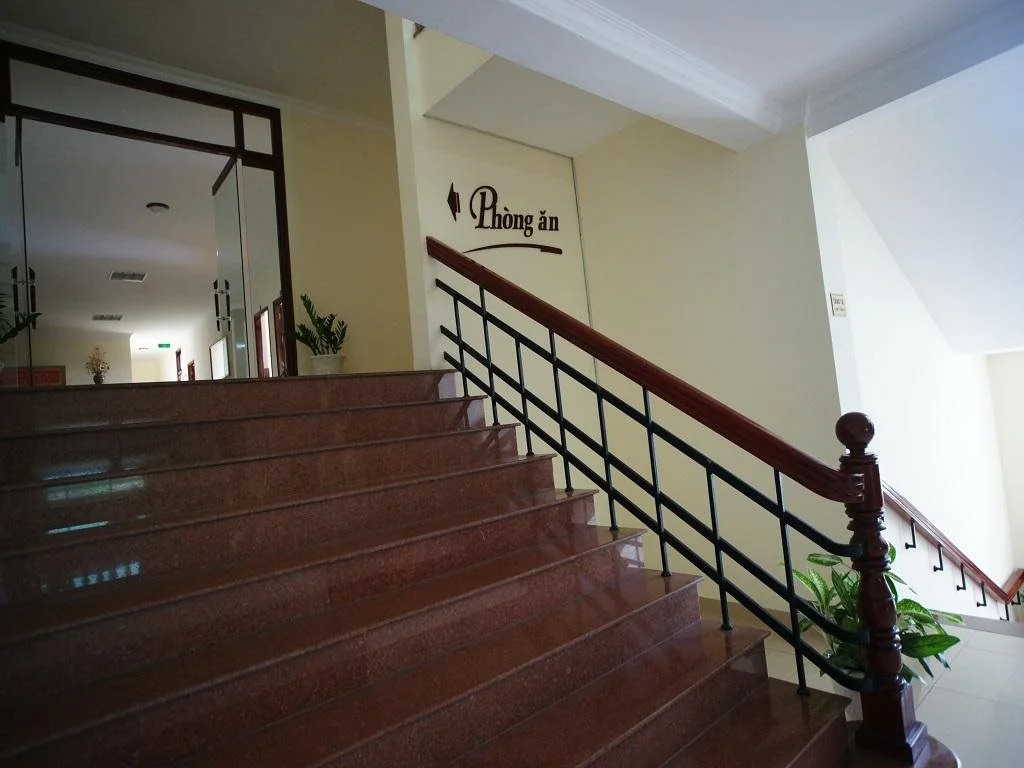 Ham Luong Hotel