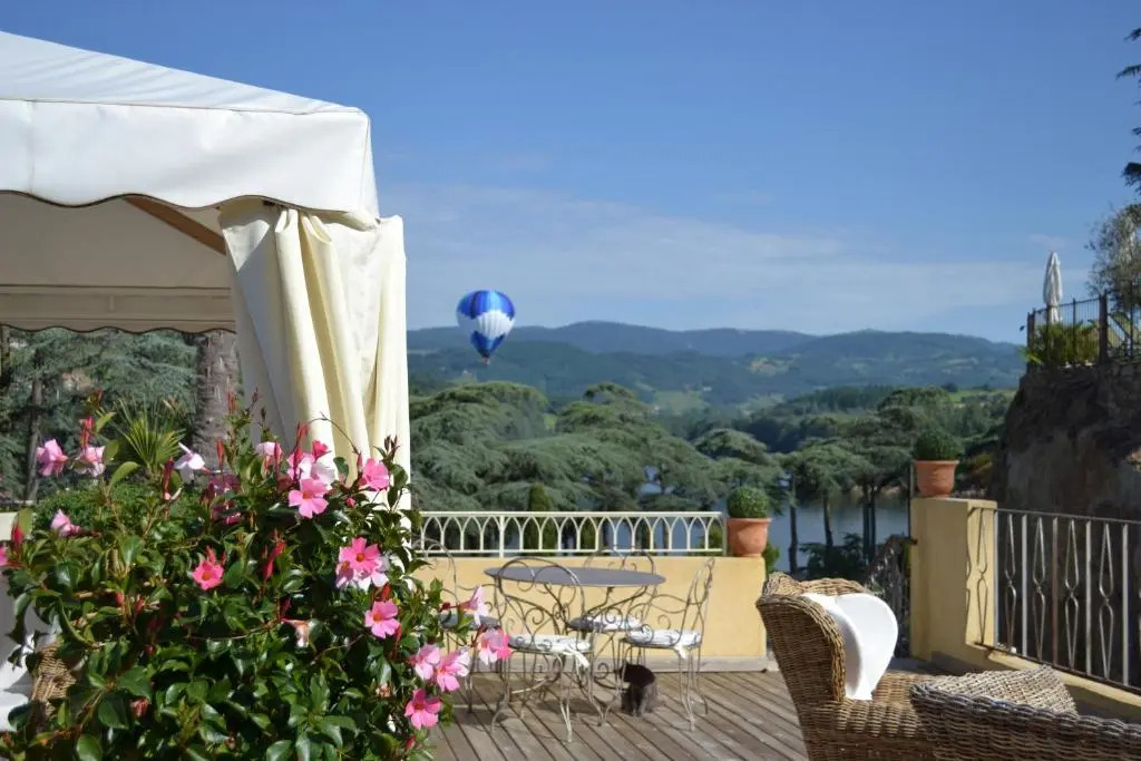 Auberge Du Lac