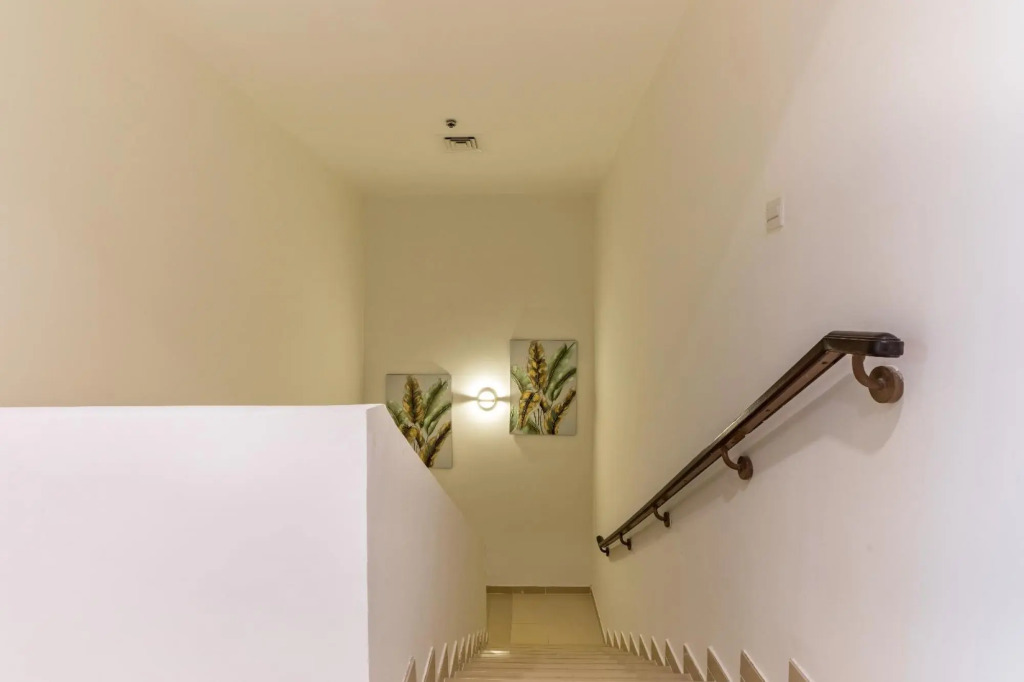 Luxury Villa Private Pool Disinfection Parking