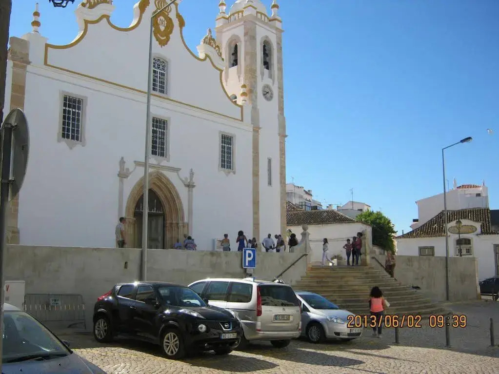 Residencial Miradoiro Guest House