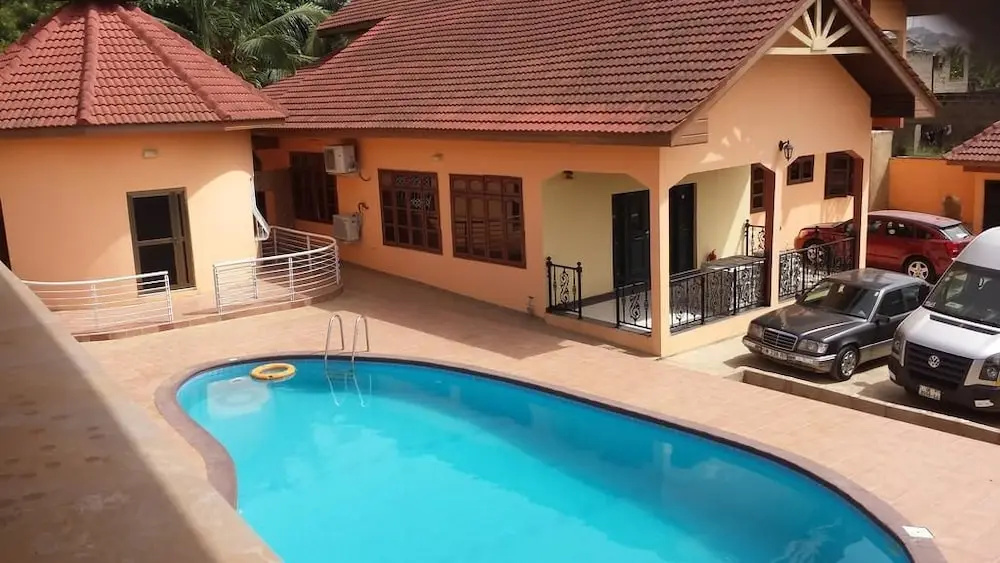 Ponderosa Travel Lodge
