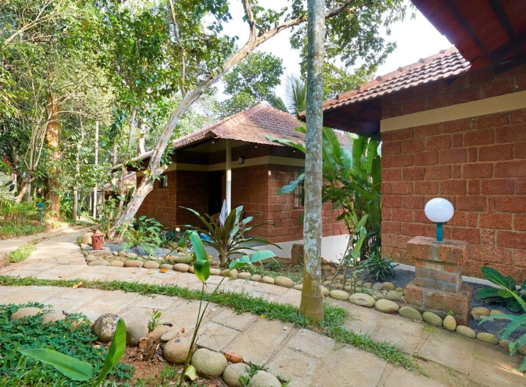 Raindrops Resorts Wayanad