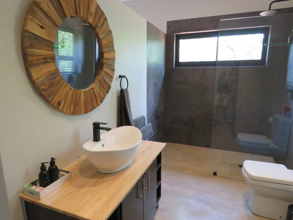 Wild Dog Guest Lodge
