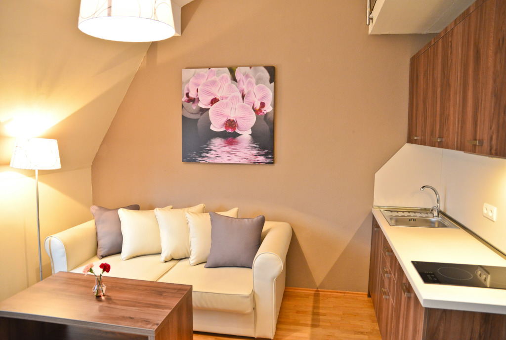 Empress Boutique Hotel