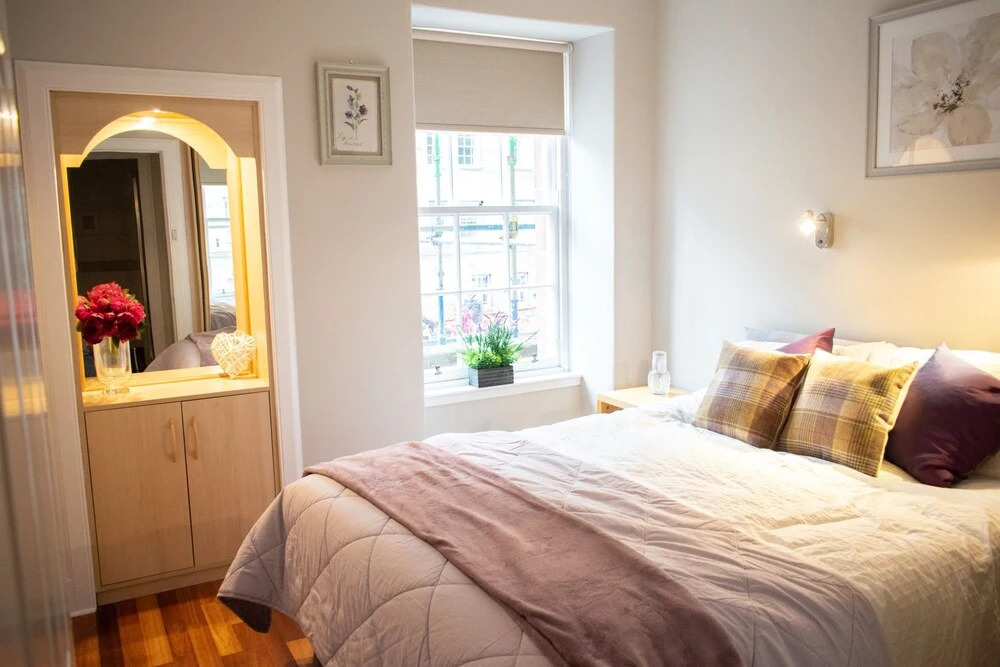 1 Bedroom Flat In Edinburgh Old Town