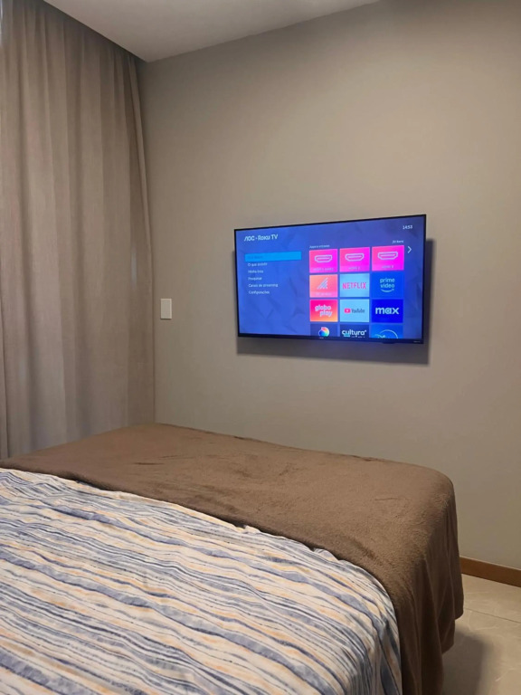 ESPETACULAR!! Apto na PRAIA DE ITAPARICA - Com Wi-Fi 360mbps, Ar Condicionado, Estacionamento Coberto e Cozinha Completa