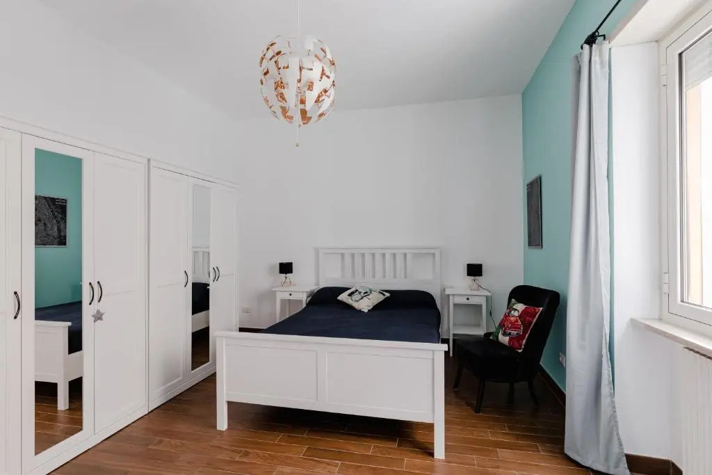 Scarfoglio Apartment, 4 persone, 2 camere, balcone, Wi-Fi, Stazione Tiburtina