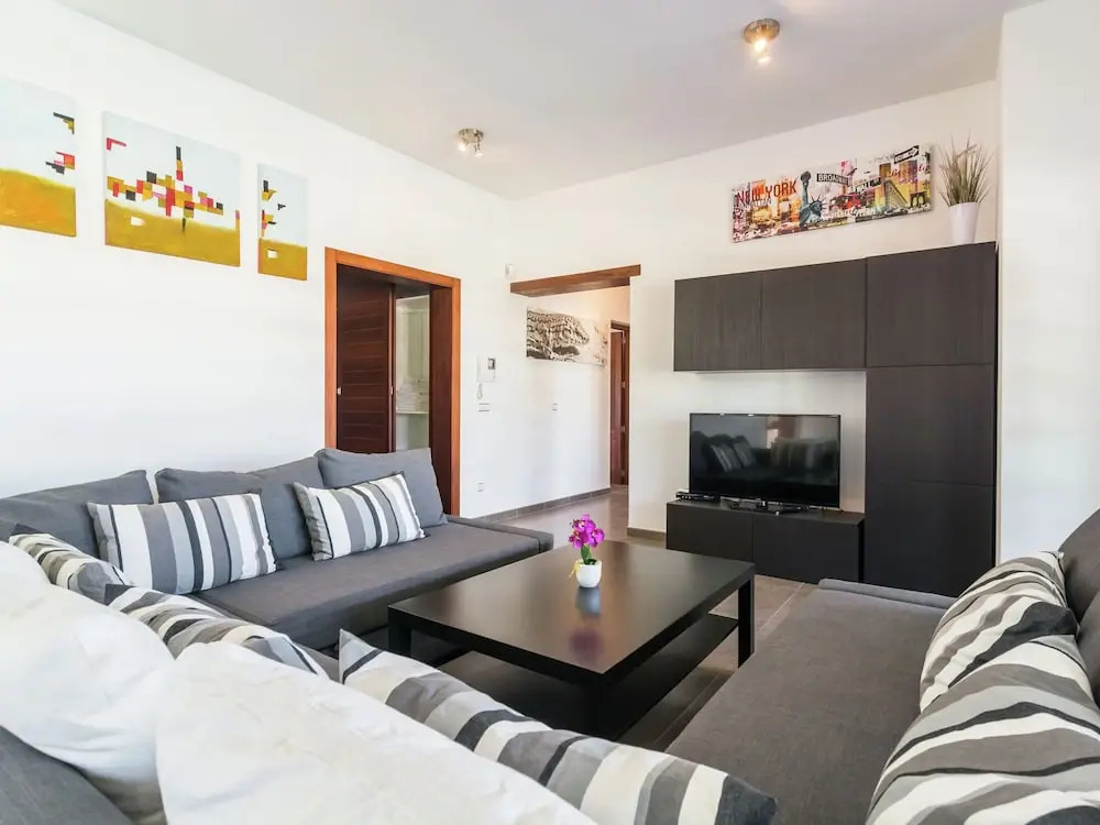 Extravagant Villa in Can Tomas with Pool & Hot Tub